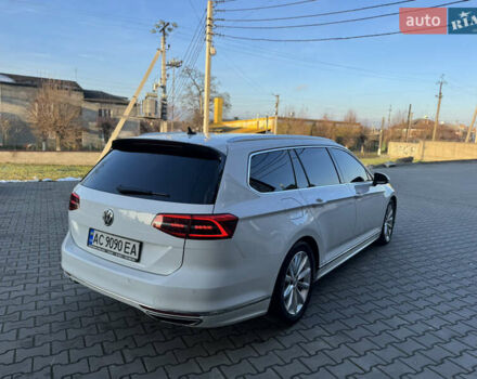 Белый Фольксваген Пассат, объемом двигателя 1.97 л и пробегом 289 тыс. км за 16800 $, фото 38 на Automoto.ua