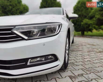 Белый Фольксваген Пассат, объемом двигателя 1.97 л и пробегом 236 тыс. км за 17300 $, фото 9 на Automoto.ua