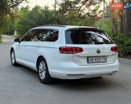 Белый Фольксваген Пассат, объемом двигателя 1.6 л и пробегом 200 тыс. км за 12900 $, фото 1 на Automoto.ua