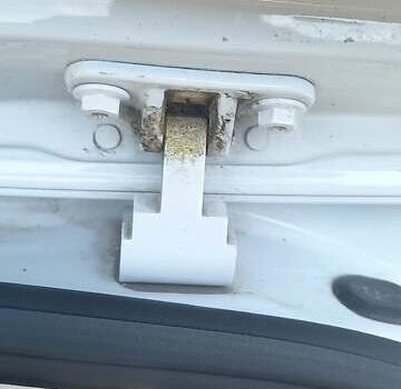 Білий Фольксваген Пассат, об'ємом двигуна 1.6 л та пробігом 192 тис. км за 18200 $, фото 6 на Automoto.ua