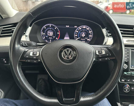 Белый Фольксваген Пассат, объемом двигателя 2 л и пробегом 260 тыс. км за 18250 $, фото 31 на Automoto.ua