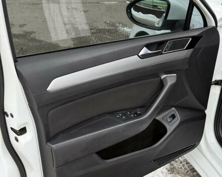 Белый Фольксваген Пассат, объемом двигателя 2 л и пробегом 345 тыс. км за 13900 $, фото 16 на Automoto.ua