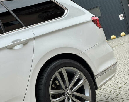 Белый Фольксваген Пассат, объемом двигателя 1.6 л и пробегом 262 тыс. км за 16000 $, фото 8 на Automoto.ua