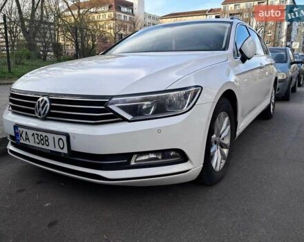 Білий Фольксваген Пассат, об'ємом двигуна 1.6 л та пробігом 237 тис. км за 15600 $, фото 1 на Automoto.ua