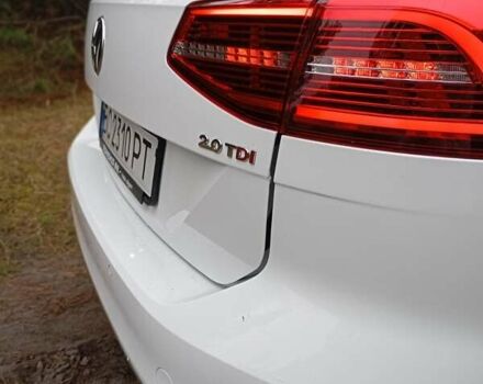 Білий Фольксваген Пассат, об'ємом двигуна 1.97 л та пробігом 195 тис. км за 18500 $, фото 17 на Automoto.ua