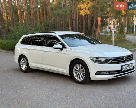 Белый Фольксваген Пассат, объемом двигателя 1.6 л и пробегом 200 тыс. км за 12900 $, фото 5 на Automoto.ua