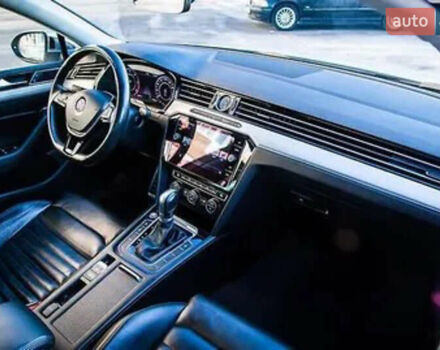 Фольксваген Пассат 2017 в Днепре (Днепропетровске) на Automoto.ua Белый Фольксваген Пассат, объемом двигателя 1.97 л и пробегом 250 тыс. км за 19300 $, фото 9 на Automoto.ua