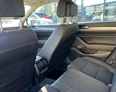 Білий Фольксваген Пассат, об'ємом двигуна 2 л та пробігом 198 тис. км за 20700 $, фото 16 на Automoto.ua