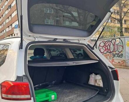 Білий Фольксваген Пассат, об'ємом двигуна 1.6 л та пробігом 237 тис. км за 15600 $, фото 13 на Automoto.ua