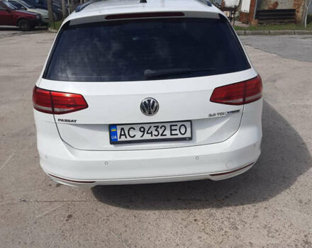 Белый Фольксваген Пассат, объемом двигателя 1.97 л и пробегом 230 тыс. км за 14500 $, фото 5 на Automoto.ua