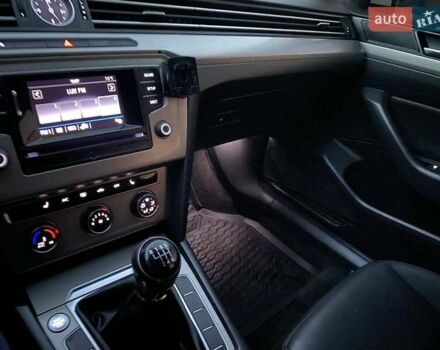 Білий Фольксваген Пассат, об'ємом двигуна 1.97 л та пробігом 380 тис. км за 12350 $, фото 27 на Automoto.ua