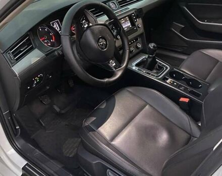 Білий Фольксваген Пассат, об'ємом двигуна 1.97 л та пробігом 381 тис. км за 11850 $, фото 20 на Automoto.ua