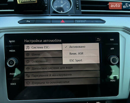 Белый Фольксваген Пассат, объемом двигателя 1.97 л и пробегом 290 тыс. км за 15799 $, фото 26 на Automoto.ua