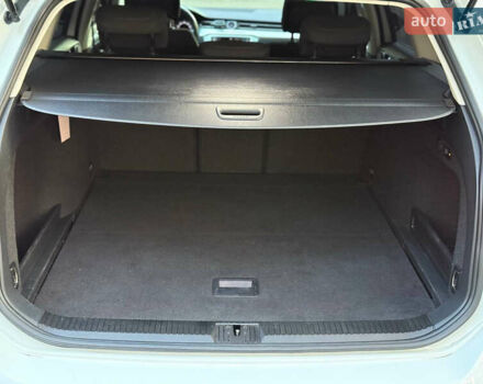 Белый Фольксваген Пассат, объемом двигателя 1.6 л и пробегом 200 тыс. км за 12900 $, фото 17 на Automoto.ua