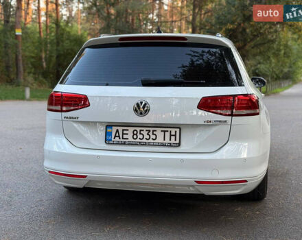 Белый Фольксваген Пассат, объемом двигателя 1.6 л и пробегом 200 тыс. км за 12900 $, фото 2 на Automoto.ua