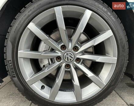 Белый Фольксваген Пассат, объемом двигателя 2 л и пробегом 260 тыс. км за 18250 $, фото 39 на Automoto.ua