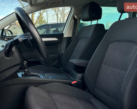 Белый Фольксваген Пассат, объемом двигателя 1.98 л и пробегом 272 тыс. км за 16200 $, фото 8 на Automoto.ua