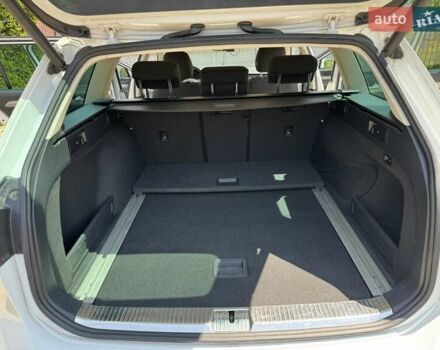 Білий Фольксваген Пассат, об'ємом двигуна 1.97 л та пробігом 198 тис. км за 17800 $, фото 28 на Automoto.ua