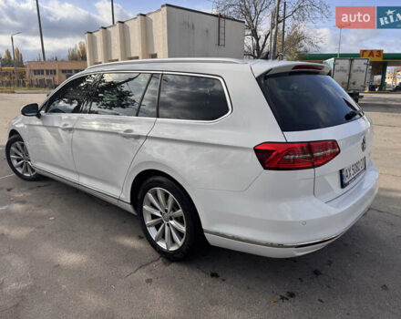 Фольксваген Пассат 2017 в Харькове на Automoto.ua Белый Фольксваген Пассат, объемом двигателя 1.97 л и пробегом 308 тыс. км за 16300 $, фото 6 на Automoto.ua