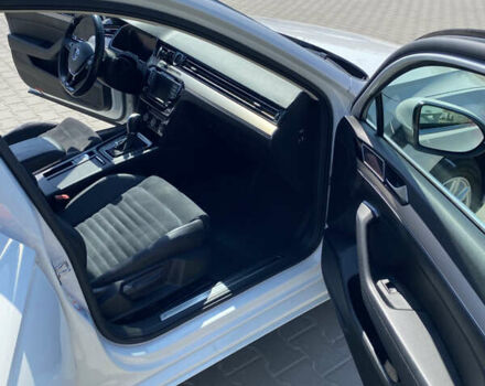 Белый Фольксваген Пассат, объемом двигателя 1.97 л и пробегом 253 тыс. км за 18000 $, фото 15 на Automoto.ua