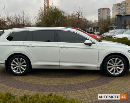 Белый Фольксваген Пассат, объемом двигателя 1.8 л и пробегом 182 тыс. км за 15999 $, фото 7 на Automoto.ua