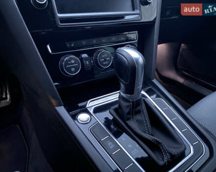 Білий Фольксваген Пассат, об'ємом двигуна 1.97 л та пробігом 243 тис. км за 17500 $, фото 21 на Automoto.ua