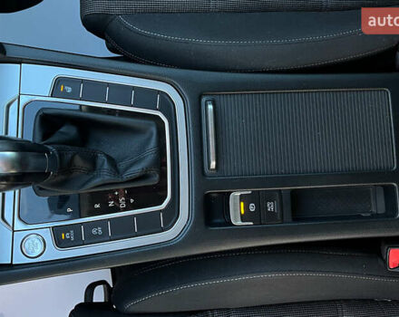 Белый Фольксваген Пассат, объемом двигателя 1.98 л и пробегом 272 тыс. км за 16200 $, фото 16 на Automoto.ua