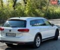 Белый Фольксваген Пассат, объемом двигателя 1.97 л и пробегом 325 тыс. км за 18000 $, фото 16 на Automoto.ua