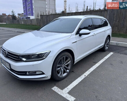 Белый Фольксваген Пассат, объемом двигателя 1.97 л и пробегом 204 тыс. км за 19600 $, фото 16 на Automoto.ua