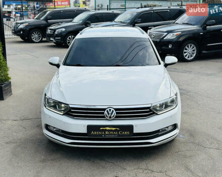 Белый Фольксваген Пассат, объемом двигателя 1.97 л и пробегом 197 тыс. км за 14800 $, фото 7 на Automoto.ua