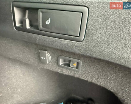 Белый Фольксваген Пассат, объемом двигателя 1.97 л и пробегом 267 тыс. км за 19500 $, фото 9 на Automoto.ua