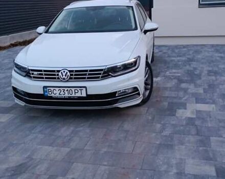 Фольксваген Пассат 2017 в Золочев на Automoto.ua Белый Фольксваген Пассат, объемом двигателя 2 л и пробегом 195 тыс. км за 18200 $, фото 5 на Automoto.ua