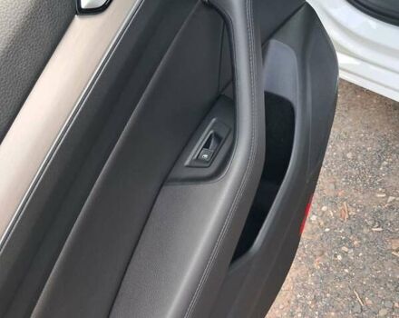 Белый Фольксваген Пассат, объемом двигателя 2 л и пробегом 229 тыс. км за 16200 $, фото 13 на Automoto.ua