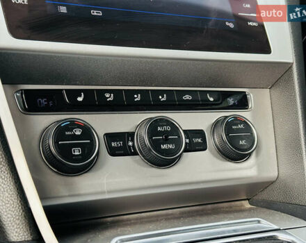 Белый Фольксваген Пассат, объемом двигателя 1.97 л и пробегом 197 тыс. км за 14800 $, фото 31 на Automoto.ua