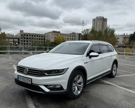 Белый Фольксваген Пассат, объемом двигателя 1.97 л и пробегом 219 тыс. км за 20000 $, фото 13 на Automoto.ua