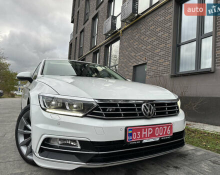 Белый Фольксваген Пассат, объемом двигателя 2 л и пробегом 260 тыс. км за 18250 $, фото 5 на Automoto.ua