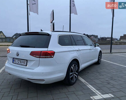 Білий Фольксваген Пассат, об'ємом двигуна 1.97 л та пробігом 243 тис. км за 17500 $, фото 6 на Automoto.ua