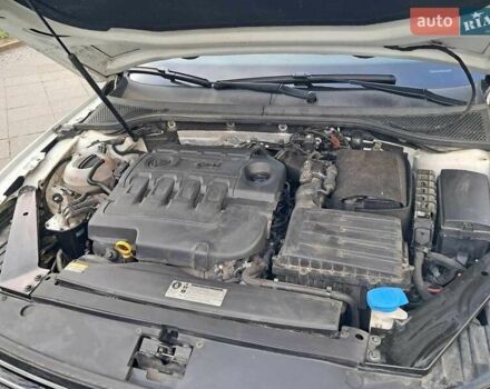 Білий Фольксваген Пассат, об'ємом двигуна 1.6 л та пробігом 237 тис. км за 15600 $, фото 12 на Automoto.ua