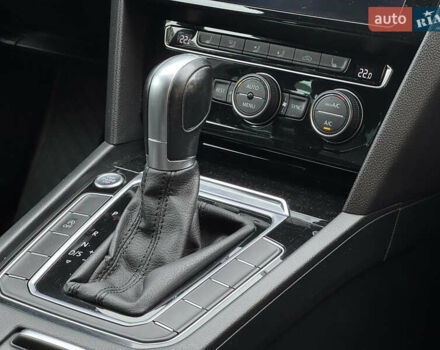 Белый Фольксваген Пассат, объемом двигателя 1.6 л и пробегом 262 тыс. км за 16000 $, фото 22 на Automoto.ua