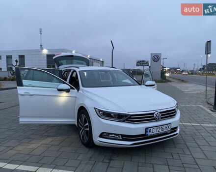 Білий Фольксваген Пассат, об'ємом двигуна 1.97 л та пробігом 243 тис. км за 17500 $, фото 8 на Automoto.ua
