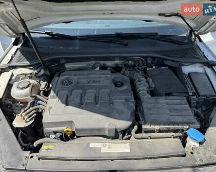 Білий Фольксваген Пассат, об'ємом двигуна 1.97 л та пробігом 198 тис. км за 17800 $, фото 51 на Automoto.ua