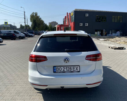Белый Фольксваген Пассат, объемом двигателя 1.97 л и пробегом 253 тыс. км за 18000 $, фото 5 на Automoto.ua