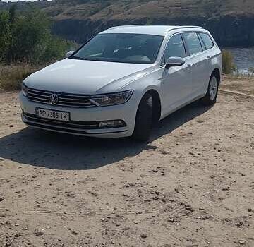 Білий Фольксваген Пассат, об'ємом двигуна 1.6 л та пробігом 192 тис. км за 18200 $, фото 2 на Automoto.ua