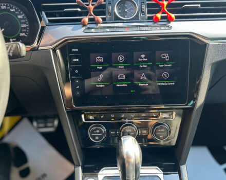 Белый Фольксваген Пассат, объемом двигателя 2 л и пробегом 226 тыс. км за 23500 $, фото 11 на Automoto.ua