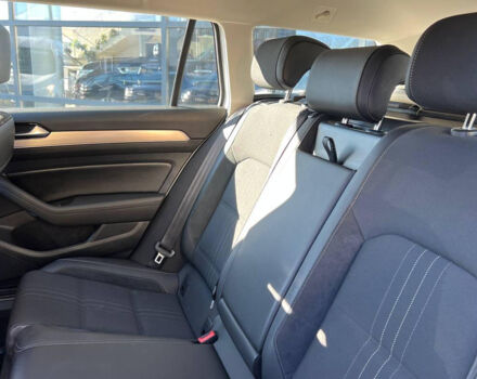 Білий Фольксваген Пассат, об'ємом двигуна 2 л та пробігом 198 тис. км за 20700 $, фото 17 на Automoto.ua