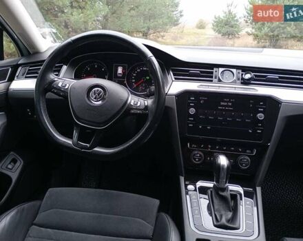 Білий Фольксваген Пассат, об'ємом двигуна 1.97 л та пробігом 195 тис. км за 18500 $, фото 20 на Automoto.ua