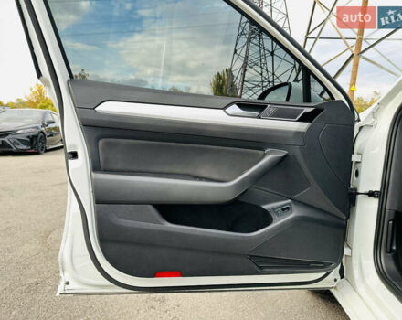 Белый Фольксваген Пассат, объемом двигателя 1.97 л и пробегом 197 тыс. км за 14800 $, фото 14 на Automoto.ua