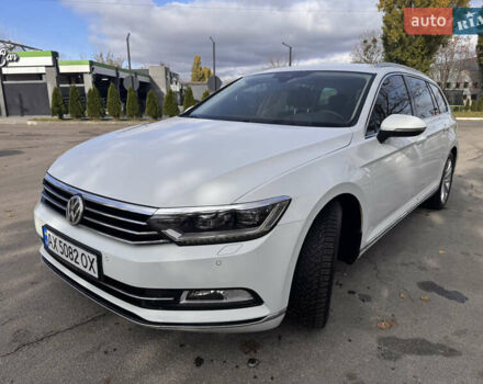 Фольксваген Пассат 2017 в Харькове на Automoto.ua Белый Фольксваген Пассат, объемом двигателя 1.97 л и пробегом 308 тыс. км за 16300 $, фото 2 на Automoto.ua