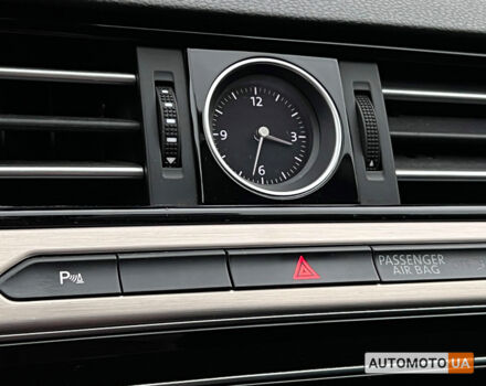 Белый Фольксваген Пассат, объемом двигателя 1.8 л и пробегом 182 тыс. км за 15999 $, фото 15 на Automoto.ua