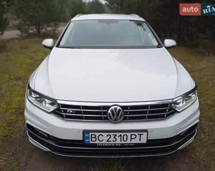 Білий Фольксваген Пассат, об'ємом двигуна 1.97 л та пробігом 195 тис. км за 18500 $, фото 45 на Automoto.ua